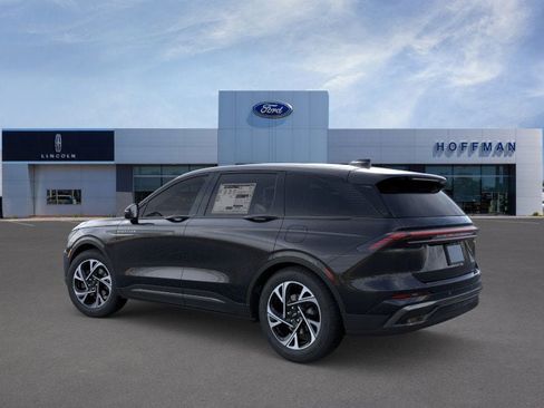 New 2026 Lincoln Nautilus Premier w/ Equipment Group 102A image 4