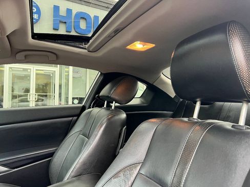 Used 2012 Nissan Altima 2.5 S w/ 2.5S Premium Pkg FWD image 16