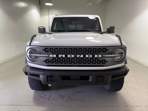 Used 2024 Ford Bronco Badlands AWD/4WD image 2