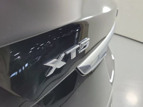 Certified 2024 Cadillac XT5 Premium Luxury FWD image 5