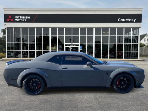Used 2023 Dodge Challenger SRT Hellcat image 7