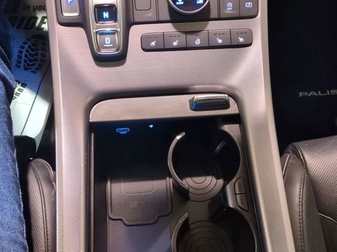 Used 2023 Hyundai Palisade Calligraphy image 20