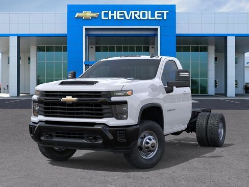 New 2026 Chevrolet Silverado 3500 W/T w/ WT Convenience Package RWD image 6