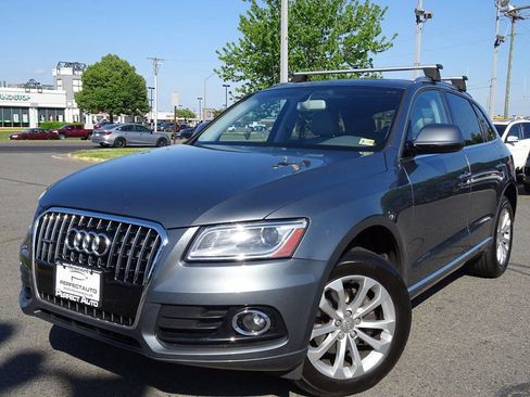 Used 2017 Audi Q5 2.0T Premium w/ Audi MMI Navigation Plus image 3