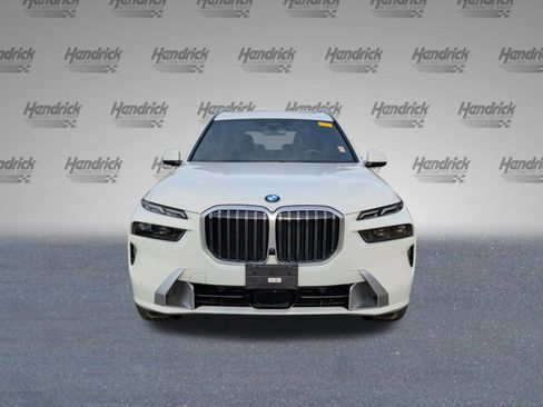 Certified 2024 BMW X7 xDrive40i image 5