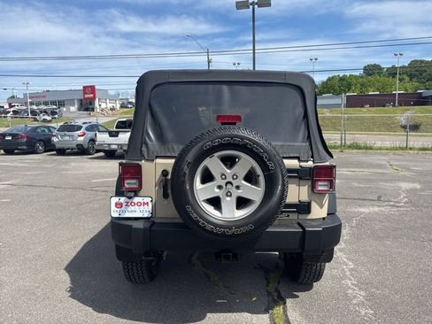 Used 2016 Jeep Wrangler Unlimited Sport w/ Quick Order Package 24S AWD/4WD image 7