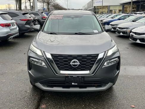 Used 2023 Nissan Rogue SV image 4