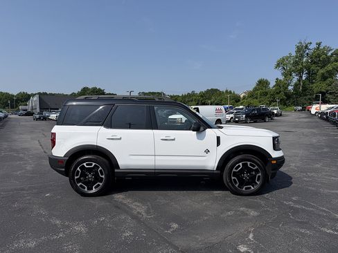 Certified 2024 Ford Bronco Sport Outer Banks w/ Tech Package AWD/4WD image 8