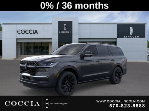 New 2025 Lincoln Navigator Reserve w/ Jet Appearance Package image 1