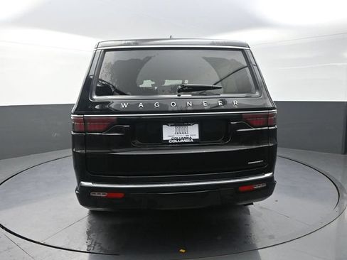 Used 2024 Jeep Wagoneer L Series II w/ Flexible Seating Group AWD/4WD image 8