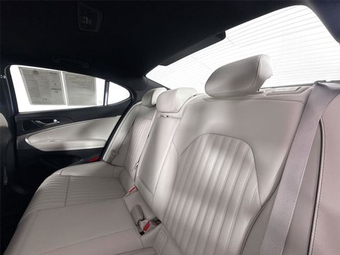 Used 2025 Genesis G70 3.3T Advanced image 32