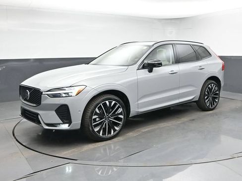 New 2026 Volvo XC60 B5 Ultra w/ Protection Package Premier AWD/4WD image 4