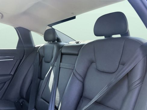 Used 2018 Volvo S90 T5 Momentum w/ Convenience Package image 39