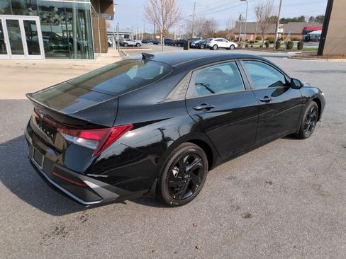 New 2026 Hyundai Elantra Sport FWD image 7