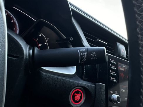 Used 2021 Honda Civic Sport image 26