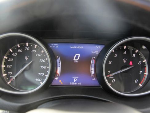 Used 2020 Maserati Levante S image 13