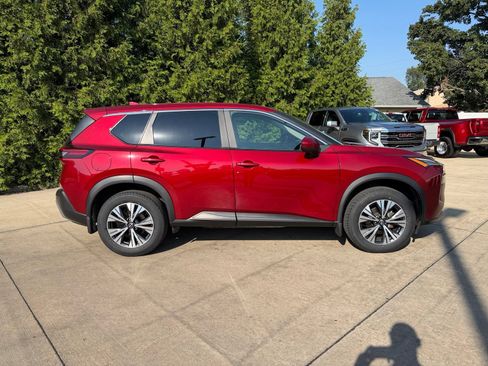 Used 2023 Nissan Rogue SV AWD/4WD image 31