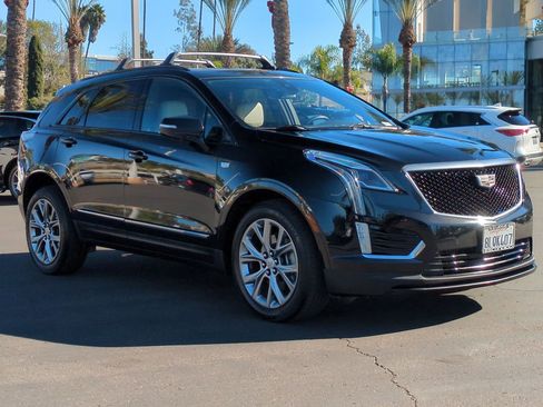 Used 2020 Cadillac XT5 Sportv image 3