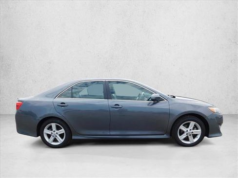 Used 2014 Toyota Camry SE w/ Fleet Convenience Package FWD image 7