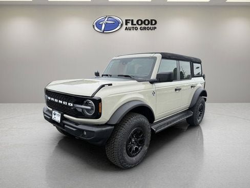 New 2026 Ford Bronco Outer Banks AWD/4WD image 3