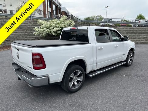 Used 2022 RAM 1500 Laramie AWD/4WD image 9