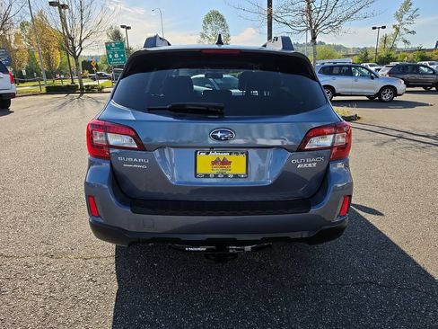 Used 2016 Subaru Outback 2.5i Limited AWD/4WD image 5