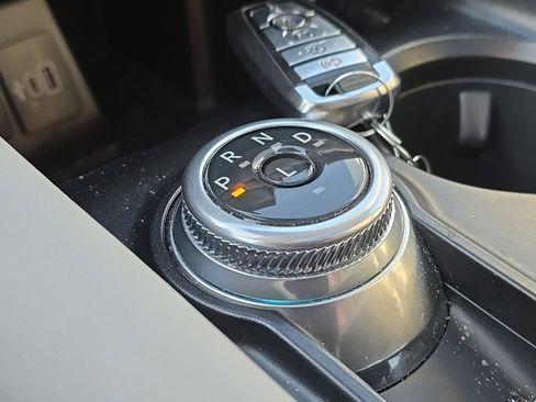 Used 2025 Ford Explorer Active w/ Active Comfort Package image 15