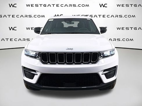 New 2025 Jeep Grand Cherokee Laredo X image 4