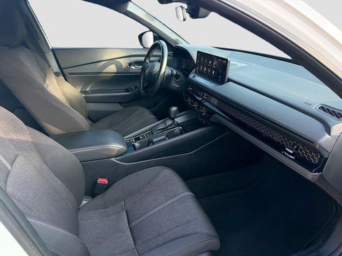 Used 2023 Honda Accord Sport image 13