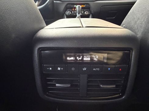 Used 2019 MAZDA CX-9 Touring image 18