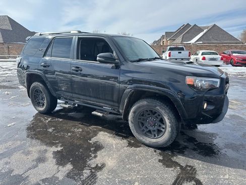 Used 2019 Toyota 4Runner TRD Off-Road Premium image 17