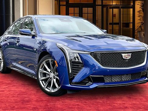 Used 2025 Cadillac CT5 Sport image 2