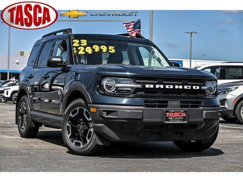 Used 2023 Ford Bronco Sport Outer Banks w/ Tech Package AWD/4WD image 1