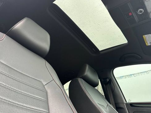 Used 2018 Volkswagen Jetta GLI FWD image 16