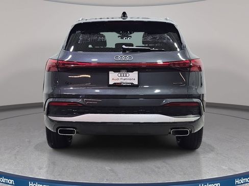 Used 2025 Audi Q5 Premium Plus w/ Premium Plus AWD/4WD image 7