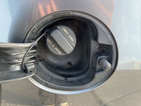 Used 2010 Honda Insight EX image 37