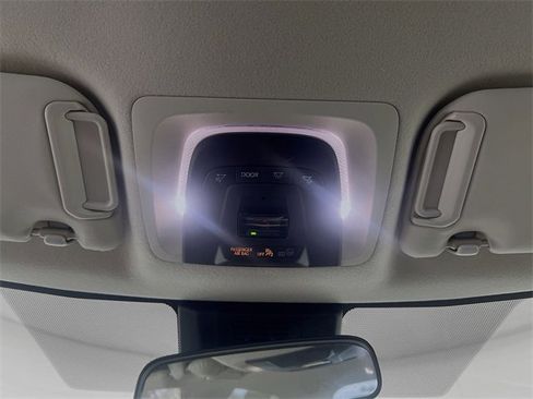 Used 2025 Toyota Corolla LE image 19