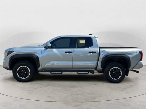 Certified 2024 Toyota Tacoma TRD Off-Road w/ TRD Off Road Premium Package AWD/4WD image 2
