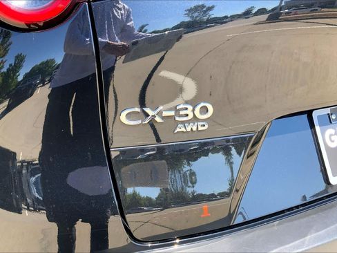 Used 2024 MAZDA CX-30 AWD 2.5 S w/ Select Sport Pkg image 32