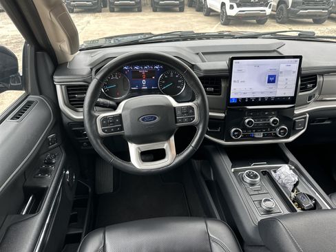 Used 2024 Ford Expedition Max XLT AWD/4WD image 25