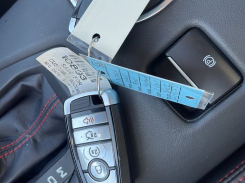 Used 2025 Ford Mustang GT Premium image 37