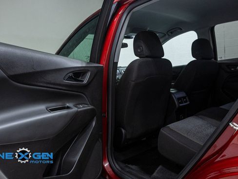 Used 2024 Chevrolet Equinox LT image 23