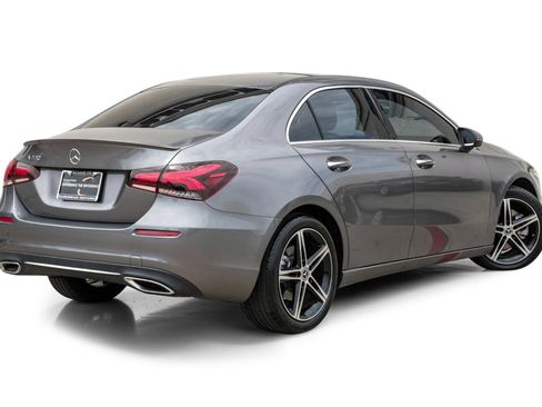 Used 2022 Mercedes-Benz A 220 image 8