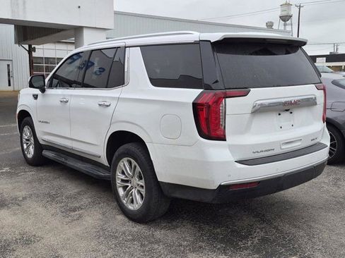 Used 2024 GMC Yukon SLT w/ SLT Premium Package RWD image 4