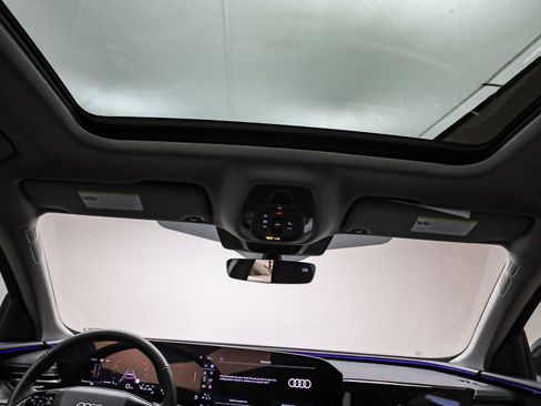 Certified 2025 Audi Q5 Premium Plus w/ Premium Plus image 17