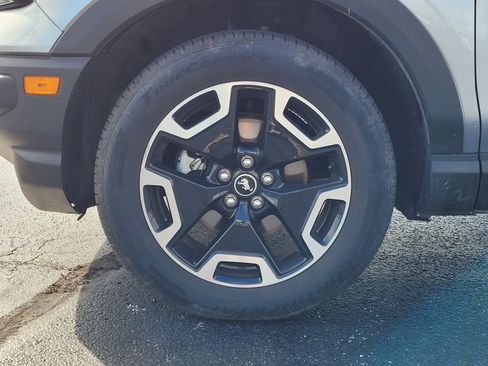 Used 2021 Ford Bronco Sport Outer Banks AWD/4WD image 10