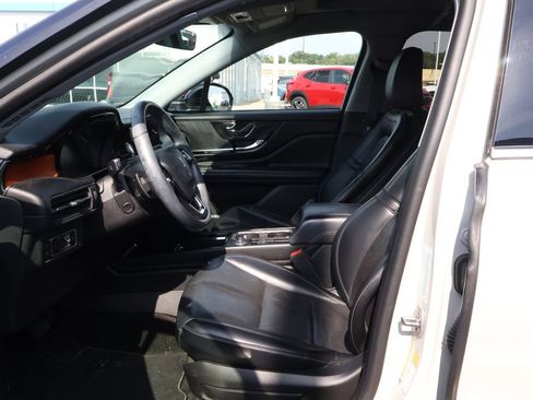Used 2022 Lincoln Corsair Grand Touring AWD/4WD image 9