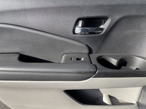 Used 2022 Honda Pilot Touring image 22