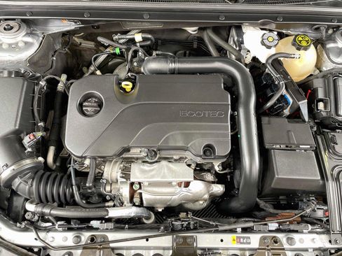 Used 2023 Chevrolet Malibu LS FWD image 30