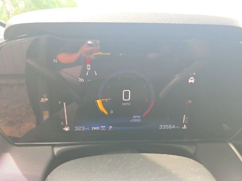 Used 2025 Chevrolet TrailBlazer LT AWD/4WD image 4